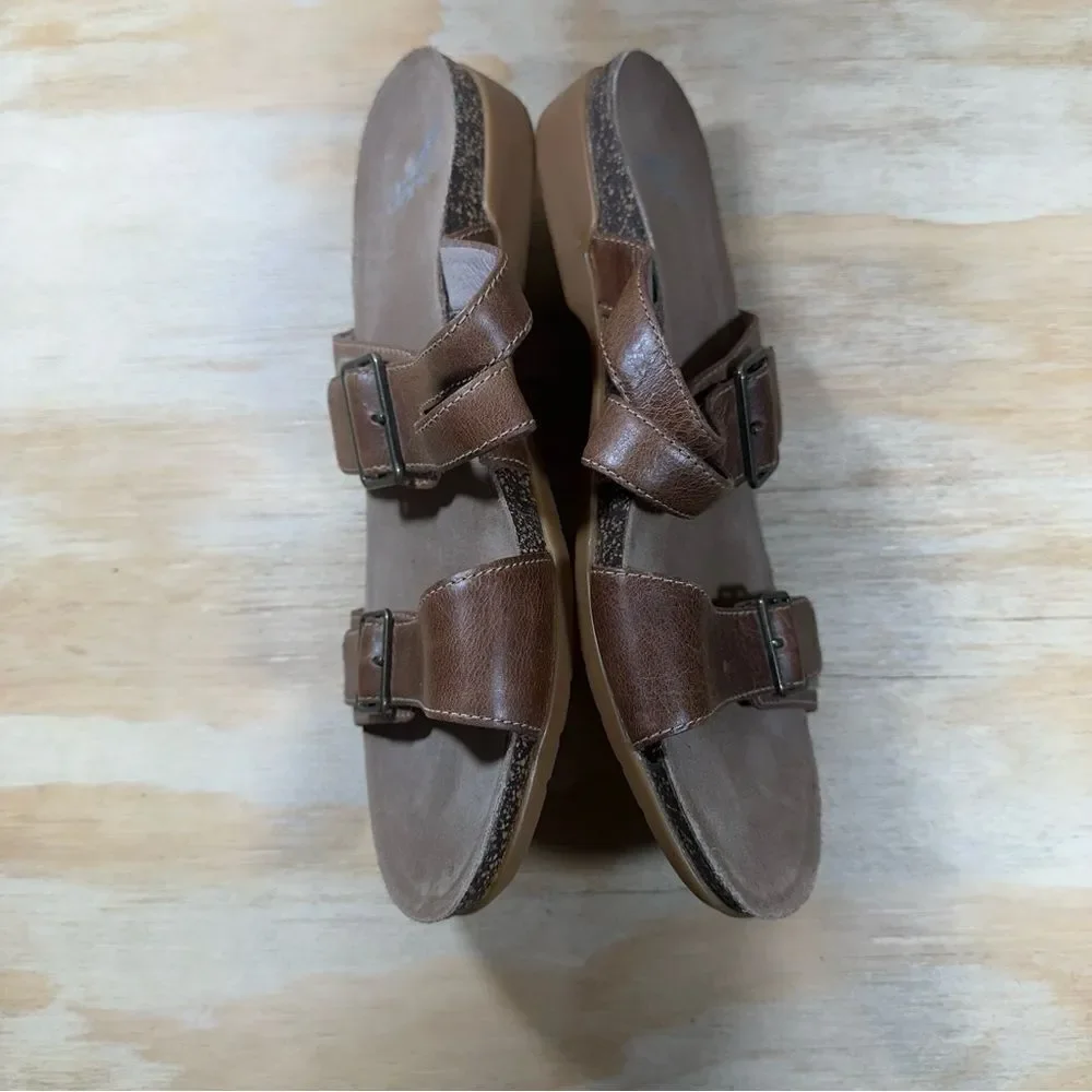 Dansko Brown Leather Sandals Women’s Size 8.5